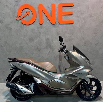 HONDA PCX DLX HONDA PCX DLX